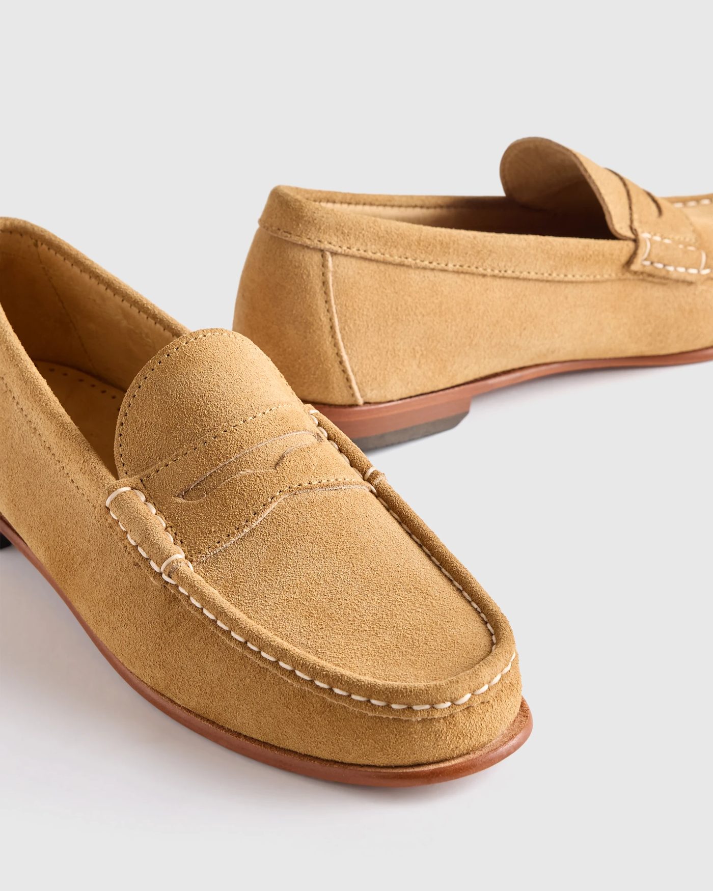 Penny loafer, pair